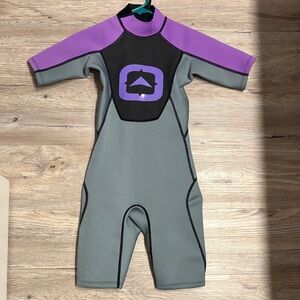 Kids Purple and Gray Wetsuit